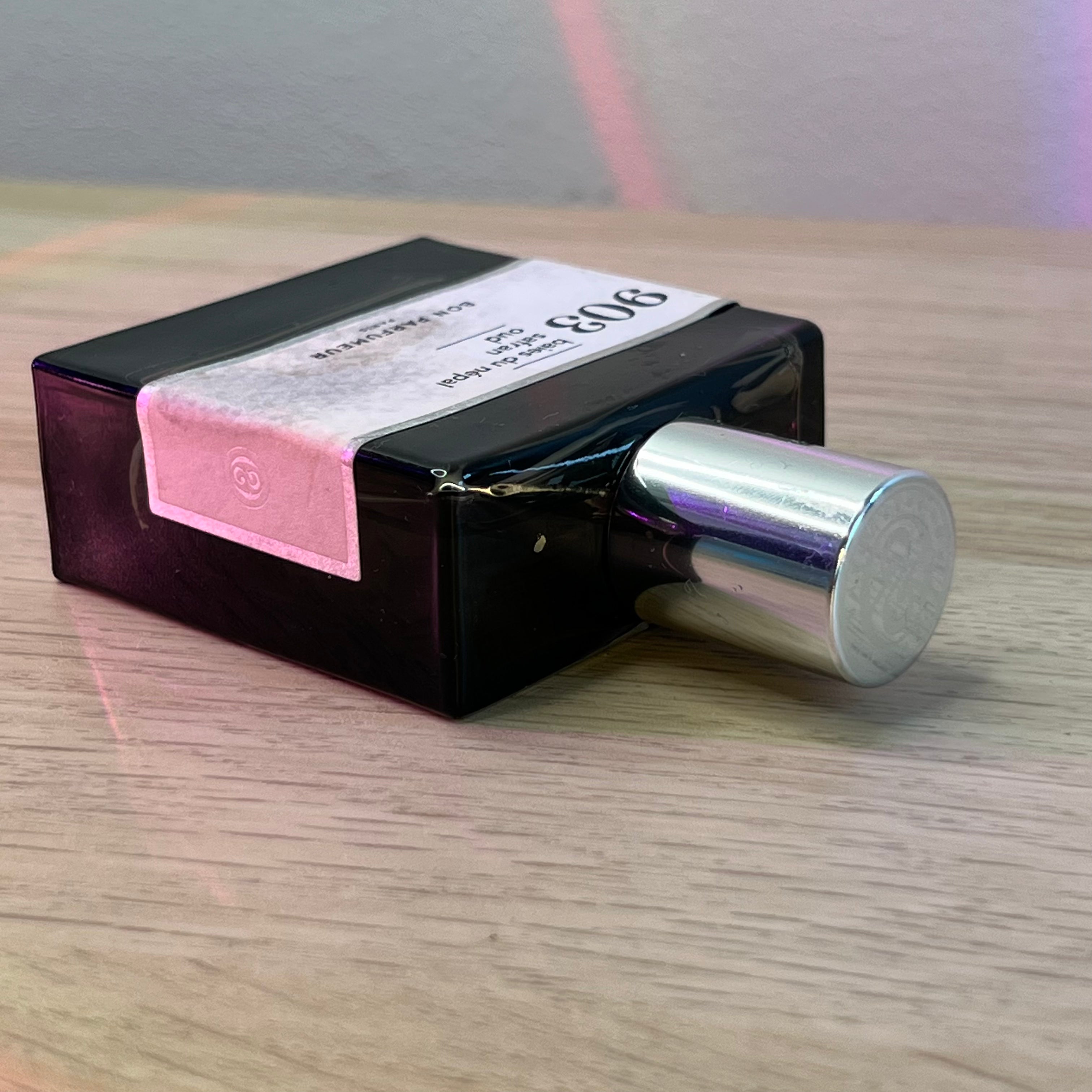 Bon Parfumeur – 903 | Oud, Cannelle & Vanille (30 ml – 80%, étiquette abîmée)
